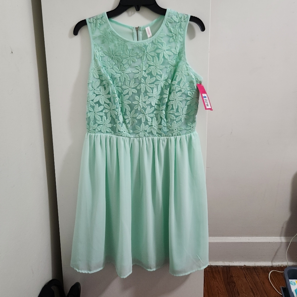 Xhilaration Light Green Floral Lace Dress